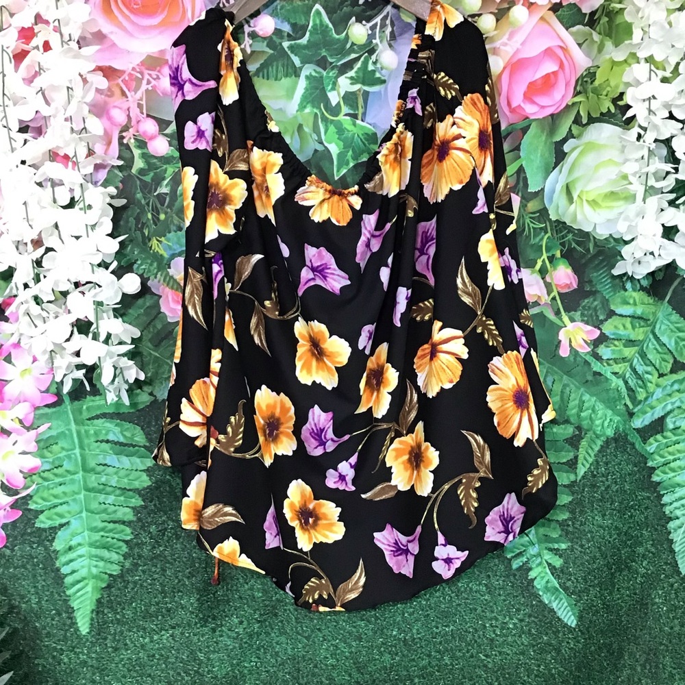 Indulge in style floral blouse